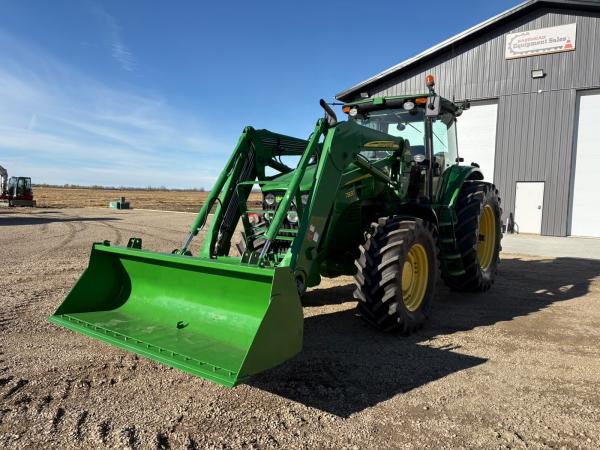 2011 John Deere 7930